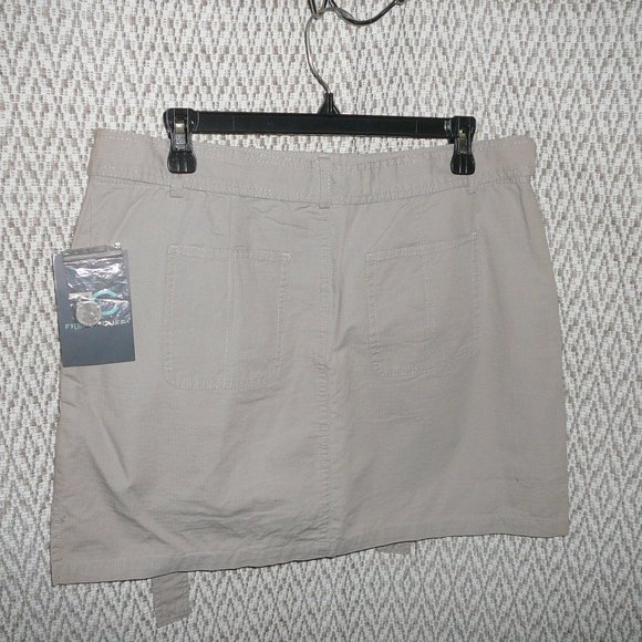 NWT French Cuff Skort Skirt Shorts size 8 Beige Khaki with Pockets - Picture 4 of 10